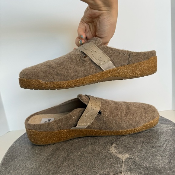 Earth Origins Tan Brown Wool Boston Slip On Clogs Loafers 9 - Picture 7 of 12